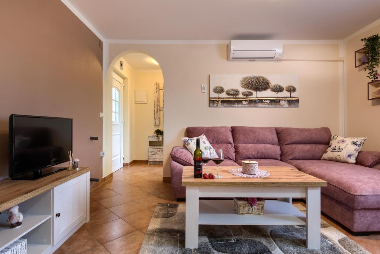 Apartmani Plavi Val Vodnjan Exterior photo
