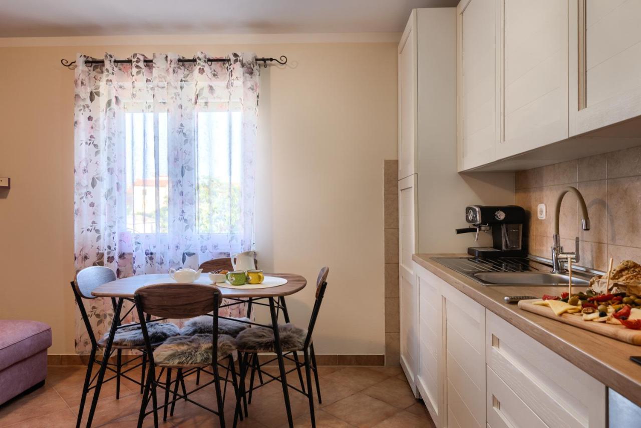 Apartmani Plavi Val Vodnjan Exterior photo
